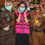 Kaum yang Terpeleset