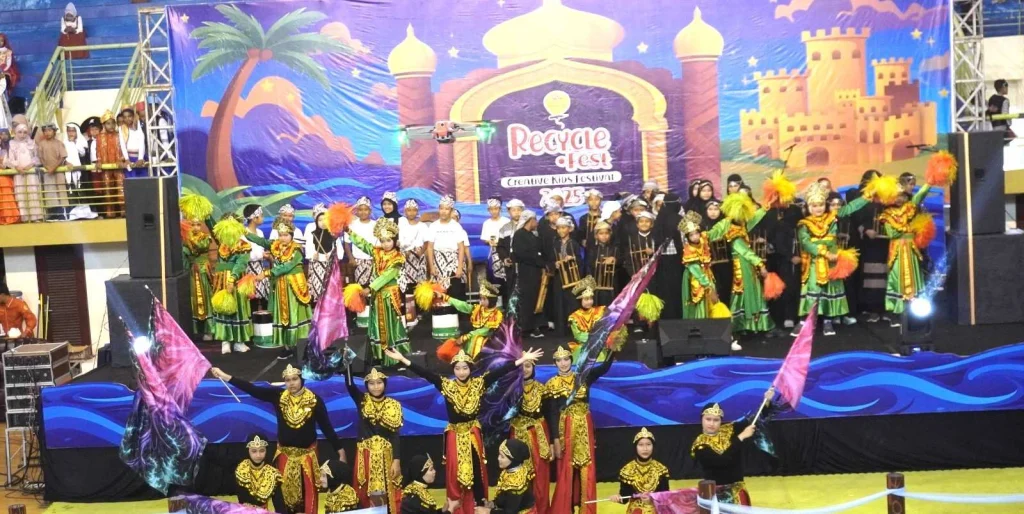 Sekolah Kreatif SD Muhammadiyah Bangil Sukses Gelar Creative Kids Festival Bertajuk Recycle Fest