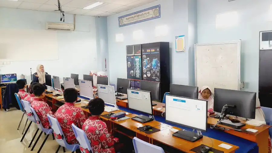 Siap Menyambut Asesmen 2026, SD Muhammadiyah Manyar Sukses Jadi Pilot Project Uji Coba Instrumen Nasional