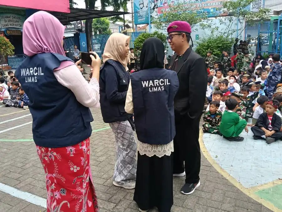 Semangat Wartawan Cilik SDM Limas Liput Apel Hari Pahlawan