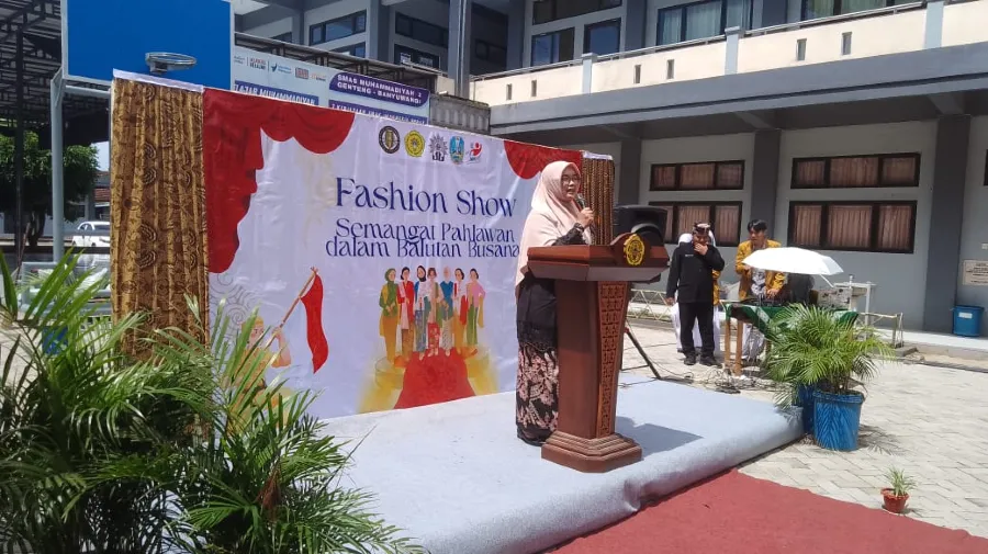 IPM SMA Muha Genteng Gelar Lomba Fashion Show Sambut Hari Pahlawan 2025