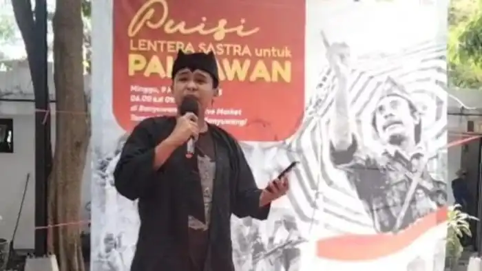 Siswa SMA Muha Genteng Diundang Sastrawan Banyuwangi Bacakan Puisi di Hari Pahlawan