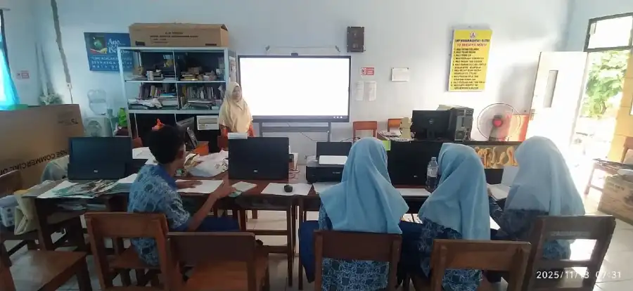 IFP Bantuan Presiden Bikin Belajar Agama Islam di SMP Muhammadiyah 1 Blitar Lebih Menarik