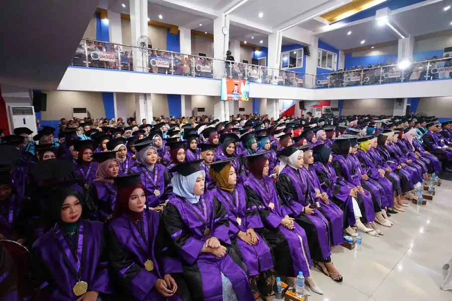 1.096 Wisudawan Umsida 2025 Siap Berkontribusi untuk Masyarakat