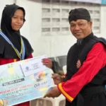 Kayla Dwi Regina Putri, Siswa SMP Muhammadiyah 22 Mantup Raih Juara 3 Pencak Silat O2SM 2025
