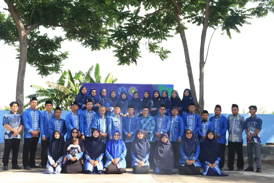 Hari Guru Nasional 2025, PA/PP Al-Mizan Gelar Apel Akbar