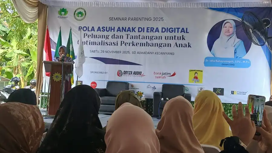 Ikwam SD Almadany Gelar Parenting Pola Asuh di Era Digital