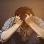 Manajemen Stres saat Pandemi, Batasi Informasi dari Medsos