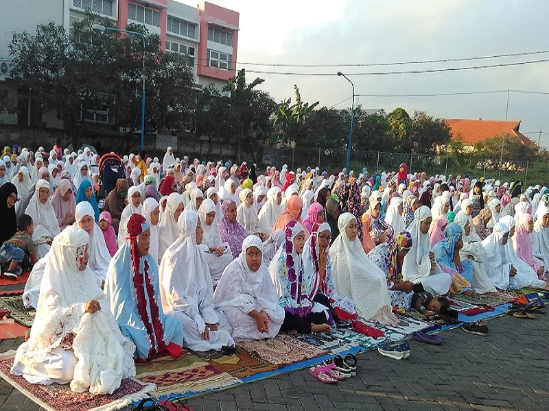 Khutbah Idul Fitri: Prof. Dr. Zainuddin Maliki, M.Si Perkuat Tali Persaudaraan untuk Menjaga NKRI