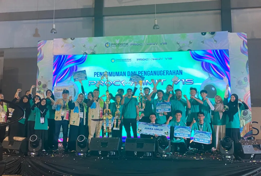 Smamsatu Gresik Pertahankan Gelar Juara Umum Procommit V15 di ITS Surabaya