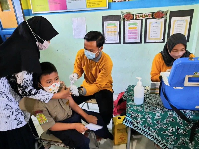 Antusiasme Siswa SD Muwri Ikuti Vaksin Dosis 2