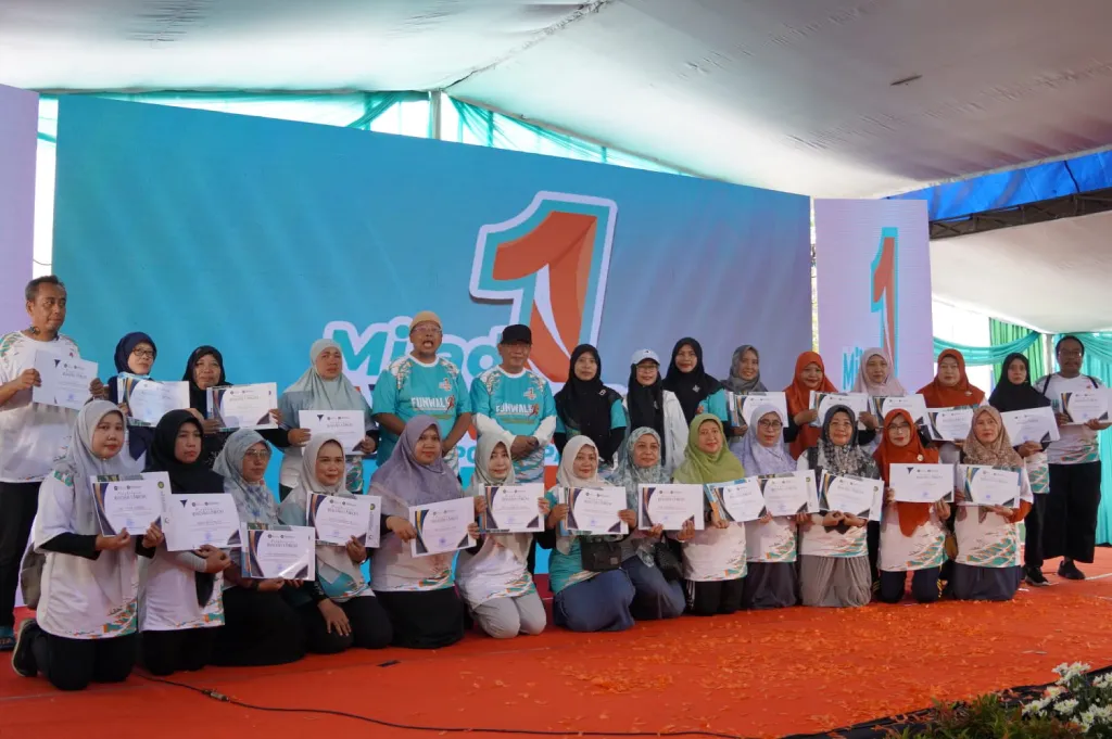 Heboh! 3.000 Peserta, 1.500 Hadiah, dan 31 Paket Umrah di Funwalk Milad AUMKES PCM Sepanjang 