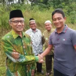 Dukung Muhammadiyah Boarding School, Kepala Desa Ini Serahkan Hibah 7 Hektar