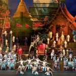 Menonton Siam Naramit Show, Pertunjukan Kolosal yang Masuk Guinness World Records