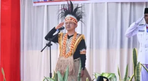 Wamen Fajar Hadiri Upacara HGN di SMAN 1 Manokwari, Tekankan Peran Guru sebagai Motor Perubahan