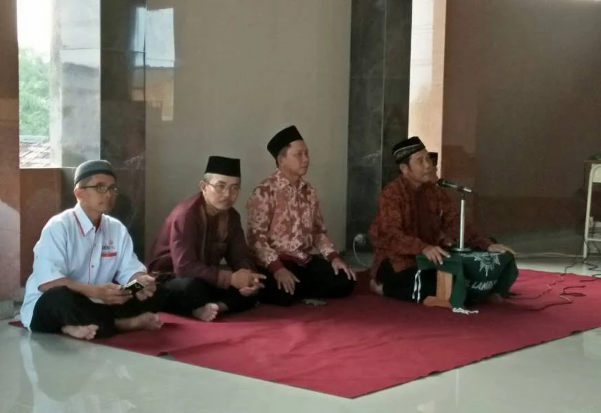 Akhiri Tahun Pelajaran, MI Muhammadiyah 28 Surabaya Bikin Baitul Arqam dan Baksos
