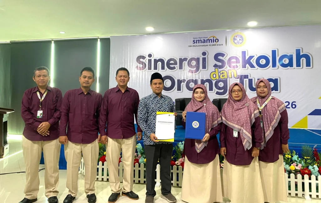 Unair dan Smamio Gresik Teken Implementation Agreement untuk Kembangkan Model Pembelajaran Inovatif Berbasis Riset