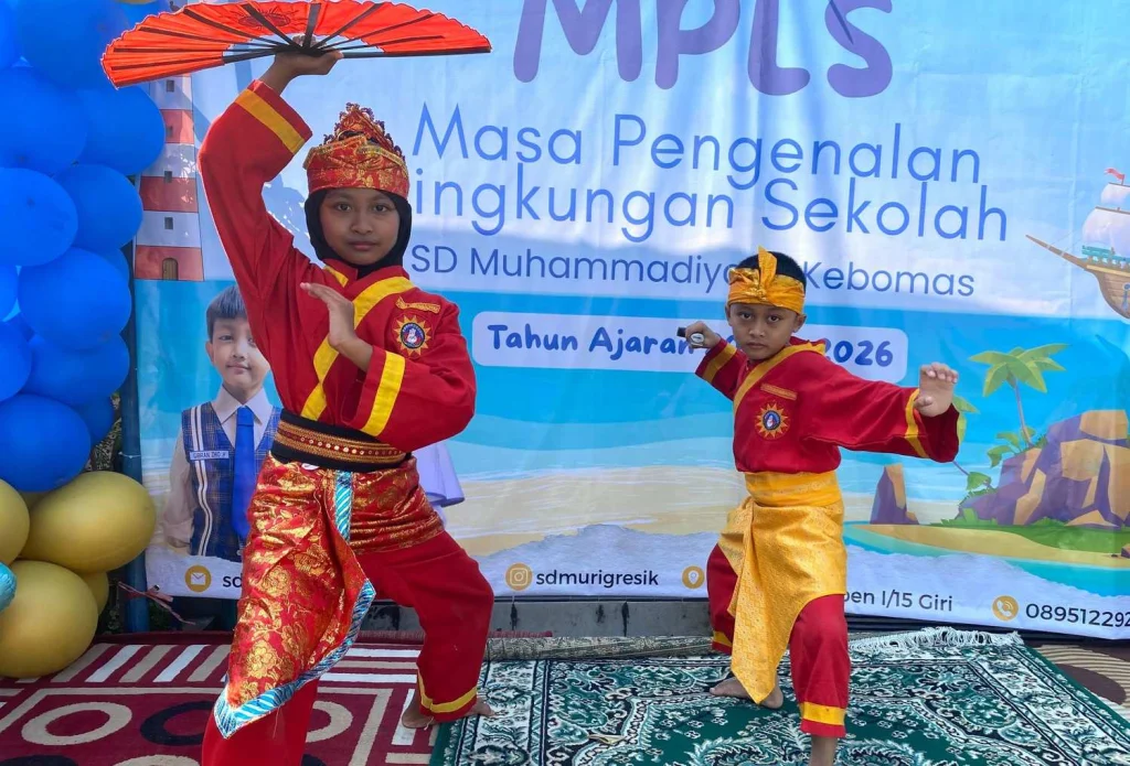 Meriah! Penampilan Tapak Suci dan Drumband Sambut Siswa Baru di Hari Pertama MPLS SD Muri