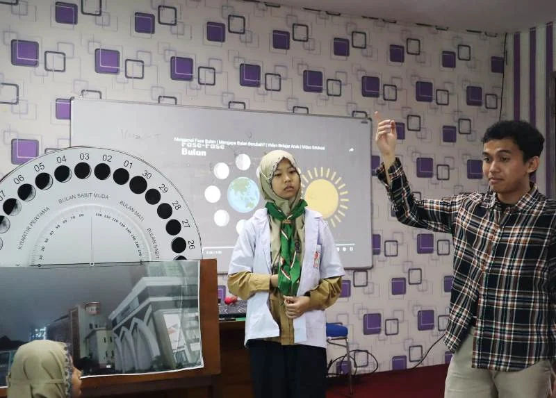 Belajar Tata Surya, Menjelajah Angkasa Bersama Galator