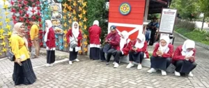 Personel TERAS Spemudas Eksplorasi Cimory Dairyland, Nikmati Wisata Sambil Menulis Berita