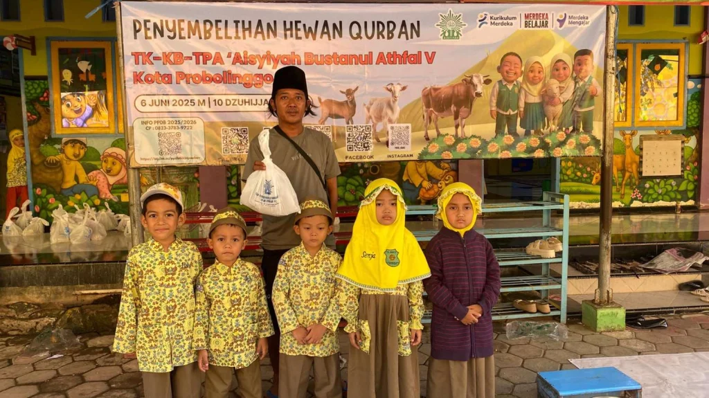 Sembelih 6 Hewan Kurban di Idul Adha 1446 H, TK-KB-TPA ABA V Probolinggo Tanamkan Nilai Berbagi Sejak Dini