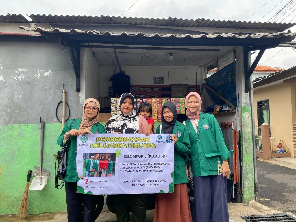 Mahasiswa Uhamka Terapkan Nilai Surat Al-Maun dalam Pemberdayaan UMKM untuk Dhuafa di Depok