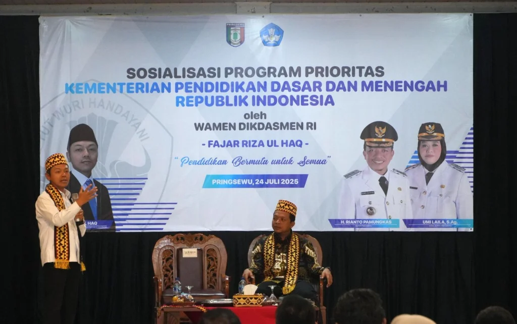 Wamendikdasmen Fajar: Pembelajaran Mendalam Ajak Murid Berpikir Kritis dan Berperilaku Etis