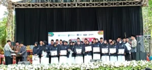 41 Mubaligh dan Mubalighah Resmi Diwisuda pada Perayaan Milad ke-113 Muhammadiyah Banyuwangi
