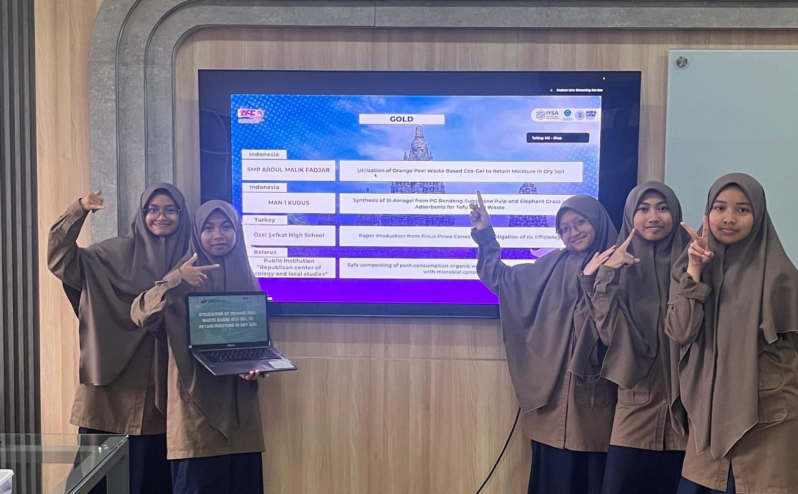 Karya Ilmiah Santri PPI AMF Tembus Ajang Internasional, Raih Emas dan Perak di I2ASPO