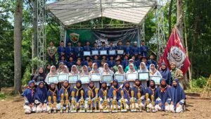 Pondok Pesantren Al Mizan Muhammadiyah Lamongan Raih Juara Umum I Kemah Santri Muhammadiyah Jawa Timur 2025