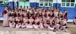 Drumband Aisyiyah Sendangagung Tampil Memukau di Pawai Ta’aruf PCM Paciran 