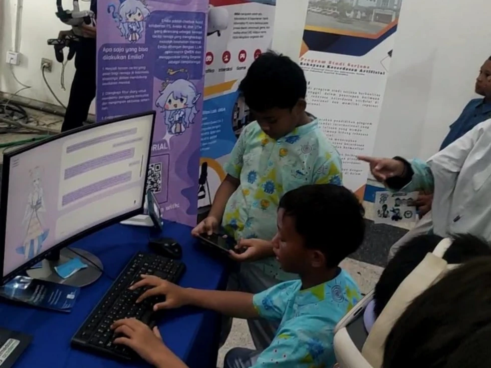 Awarding Program 1000 Duta AI Digelar dalam ATID 2025 di ITS (2)