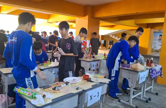 Chef Muda Beraksi: Intip Keseruan Sushi Master Class Meeting Smamita