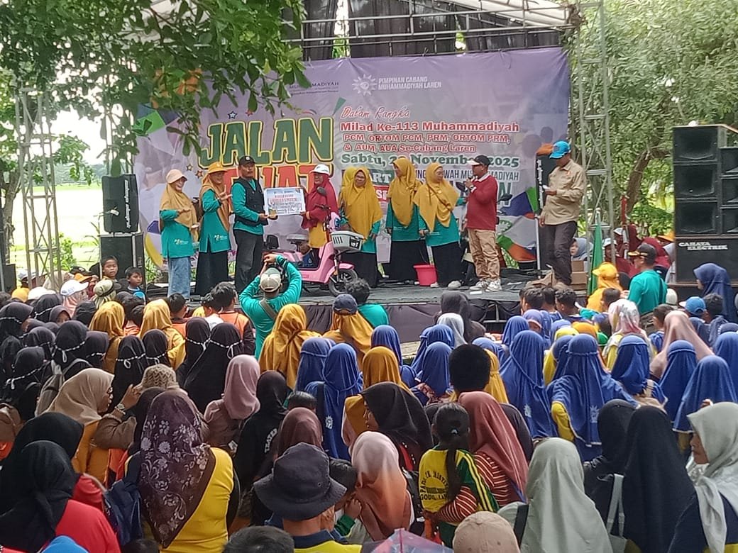 Persiapan Mendadak, Subsidi Jalan Sehat Membeludak Puncak Milad Muhammadiyah Cabang Laren