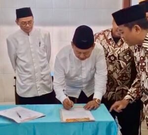 Makna Goresan Tinta bagi Pengemban Amanah