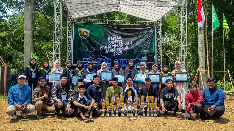 Santri Kangean Ukir Prestasi di Bumi Hizbul Wathan: Saif Zuhdy Raih Juara 1 Pidato Bahasa Arab