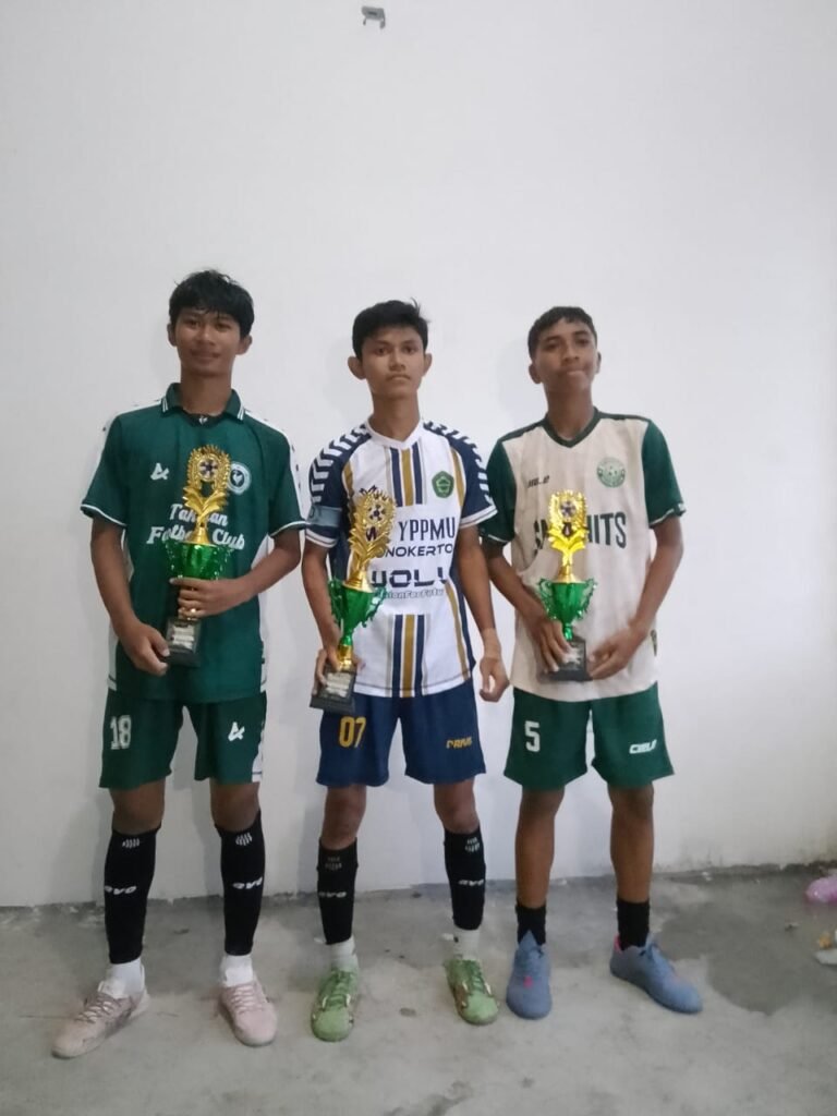 Tim Futsal MAM 8 Takerharjo Sukses Raih Juara 2 di Gresik