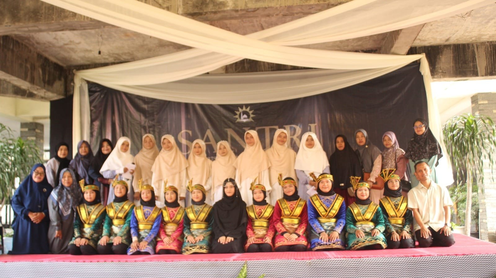 Pagelaran Seni Santri Babussalam Socah Angkat Kreativitas dan Budaya dalam “The Art and Culture Performance”