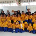 Sekolah Kreatif Menganti Ajak Siswa Berkreasi lewat Gelembung Warna-Warni dan Mewarnai