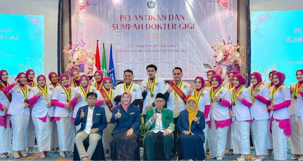 Tiga Kali Sempurna, FKG UMS Cetak Kelulusan 100 Persen dan Kukuhkan 22 Dokter Gigi Baru