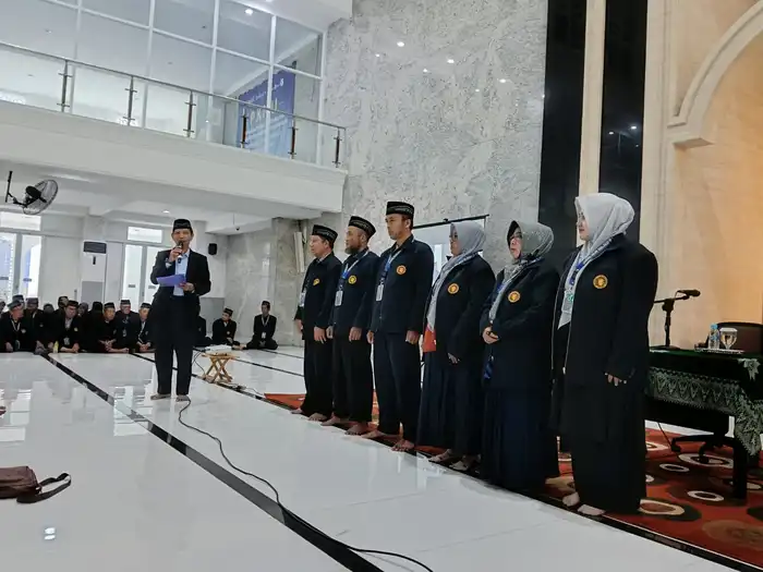 Ketua PDM Sidoarjo Kukuhkan Pengurus Baru KBIHU Jabal Nur Sidoarjo Masa Jabatan 2025–2029
