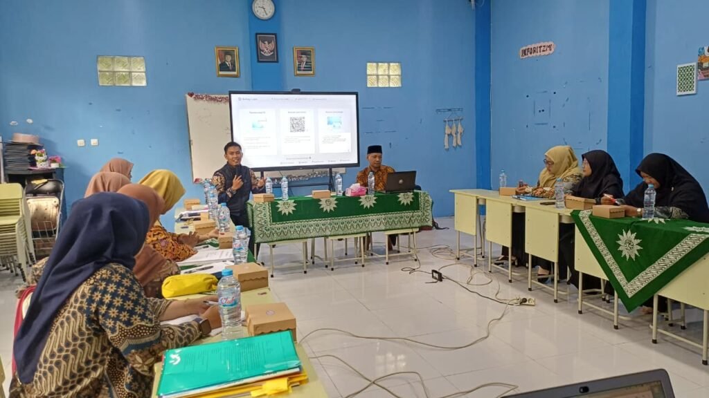 5 Sekolah Ikuti Pengimbasan Monitoring Perangkat Pembelajaran dan Pengolahan Kinerja Kepala Sekolah