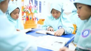 Tak Pernah Sepi, Lebih dari 5000 Koleksi Temani Siswa di Perpustakaan Hachi