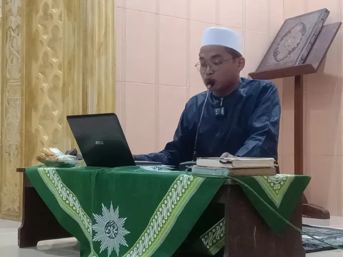 Kajian Tangguh PCM Kanigoro Blitar, Ustadz Nawang Lukman Priyonggo Kupas Stempel Kenabian