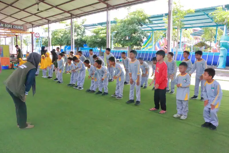 Outbound Ceria Selepas SAS Ganjil, Siswa MIM 12 Centini Perkuat Karakter