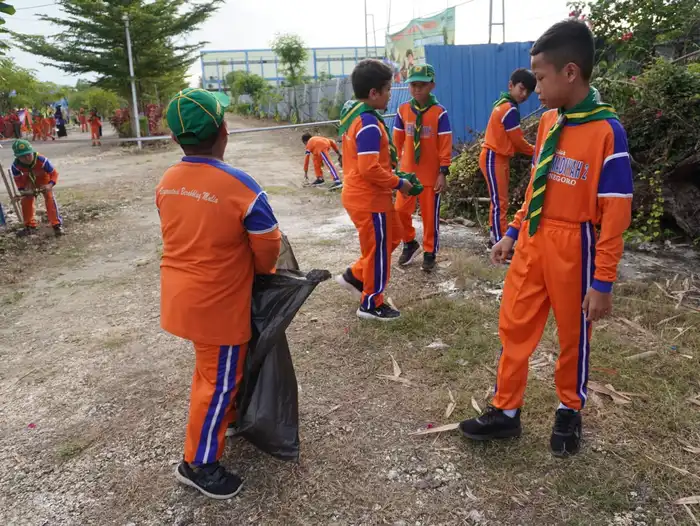 Lewat CPA, Siswa SD Muhammadiyah 2 Bojonegoro Bergerak Bersih Jaga Lingkungan