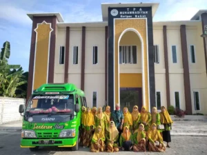 PRA Kuripan Antusias Hadiri Milad ke-113 Muhammadiyah di UMLA