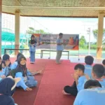 Story Telling hingga Drama Bandung Bondowoso Jadi Puncak English Camp SD Muhlas