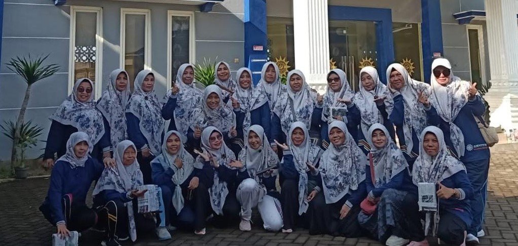 PRA Kalidawir Gelar Senam Aisyiyah Bahagia dan Senam Lansia, Pererat Ukhuwah dan Jaga Kebugaran