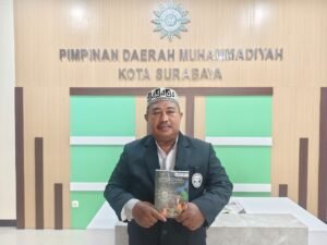 4 Bulan Menyelamatkan Sejarah, Kisah di Balik Terbitnya Buku Tokoh Muhammadiyah Surabaya